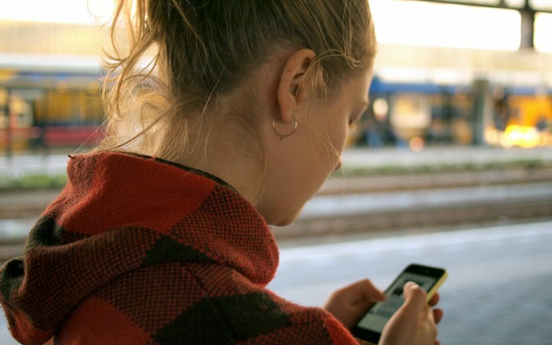 Boost Your Cellular Signal with a Custom Cell Repeater Solution in 2024
